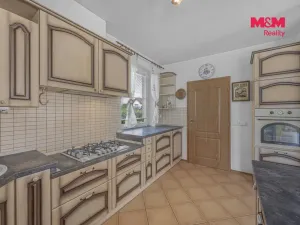 Prodej rodinného domu, Černíkovice, 280 m2