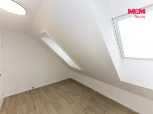 Pronájem bytu 3+kk, Hostovlice, 75 m2