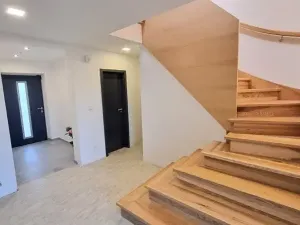 Pronájem rodinného domu, Jihlava, Okrajová, 170 m2