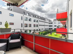 Prodej bytu 2+kk, Praha - Hostavice, U Hostavického potoka, 46 m2