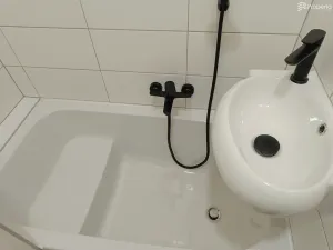 Pronájem bytu 1+kk, Brno, Zvěřinova, 13 m2