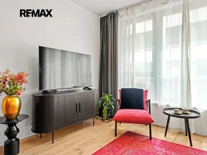 Prodej bytu 2+kk, Praha - Karlín, Sokolovská, 59 m2
