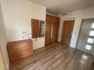 Pronájem bytu 3+1, Pardubice, kpt. Nálepky, 64 m2