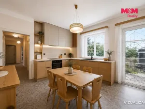 Prodej bytu 4+1, Šumperk, Masarykovo nám., 97 m2
