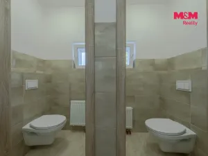 Pronájem rodinného domu, Vrátno, 302 m2