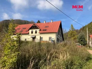 Pronájem chalupy, Bernartice, 639 m2