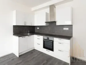 Pronájem bytu 2+kk, Praha - Střížkov, Zakšínská, 54 m2