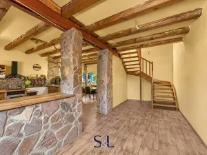 Prodej vícegeneračního domu, Heřmanice, 470 m2