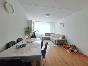 Pronájem bytu 3+kk, Praha - Horní Měcholupy, Veronské nám., 65 m2