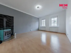 Prodej bytu 4+1, Kraslice, Čs. armády, 136 m2