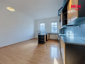 Prodej bytu 4+1, Kraslice, Čs. armády, 136 m2