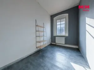 Prodej bytu 4+1, Kraslice, Čs. armády, 136 m2