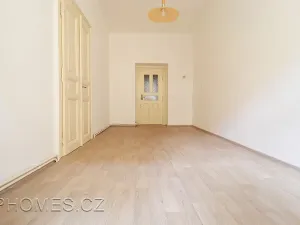 Pronájem bytu 3+1, Praha - Nové Město, Na hrádku, 101 m2