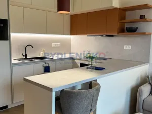 Prodej bytu 3+kk, Hluboká nad Vltavou, 66 m2
