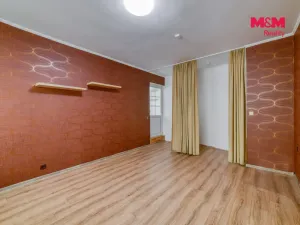 Pronájem obchodního prostoru, Mariánské Lázně, Hlavní třída, 35 m2