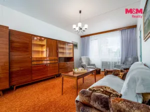 Prodej bytu 2+1, Hostinné, Sídliště, 68 m2