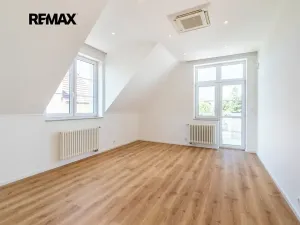 Prodej vily, Praha - Libuš, Betáňská, 507 m2