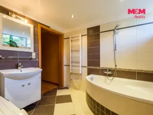 Prodej rodinného domu, Mariánské Lázně - Úšovice, 1. máje, 300 m2