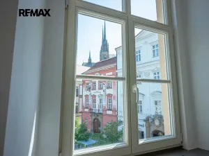 Pronájem kanceláře, Brno, Zelný trh, 102 m2