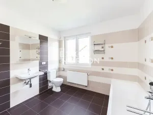 Pronájem vily, Průhonice, Pod Valem II., 400 m2
