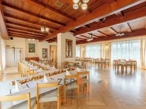 Prodej ubytování, Kunštát, Pod Hotelem Rudka, 763 m2