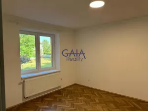 Pronájem bytu 2+1, Dubňany, Nám. 15.dubna, 56 m2