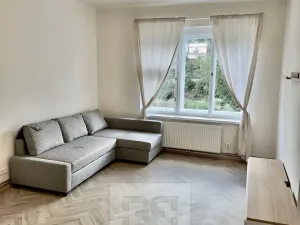 Pronájem bytu 2+1, Praha - Podolí, Sinkulova, 55 m2