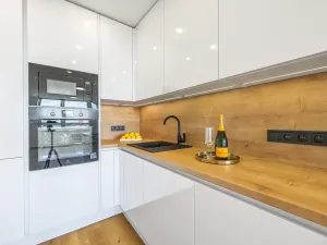 Prodej bytu 3+kk, Praha - Petrovice, Rezlerova, 69 m2