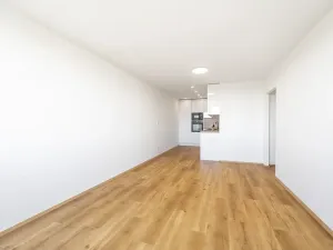 Prodej bytu 3+kk, Praha - Petrovice, Rezlerova, 69 m2