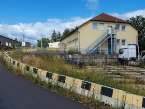 Prodej komerční nemovitosti, Dubí, Horská, 3047 m2