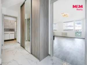 Pronájem bytu 3+kk, Praha - Prosek, Jablonecká, 66 m2
