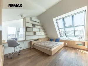 Prodej bytu 2+kk, Praha - Žižkov, Lucemburská, 80 m2