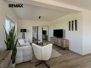 Prodej bytu 3+kk, Hradec Králové, Meruňková, 86 m2