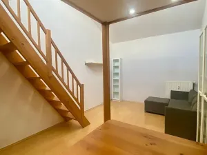 Pronájem bytu 1+kk, Praha - Krč, Štúrova, 31 m2
