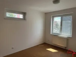 Pronájem bytu 2+kk, Zlín, Podlesí V, 55 m2