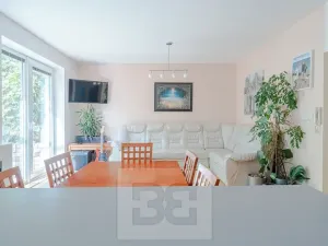 Pronájem rodinného domu, Praha - Kbely, Pod Nouzovem, 148 m2