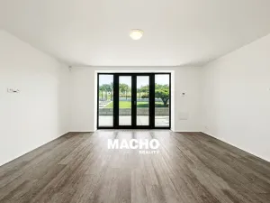Pronájem rodinného domu, Kosoř, Školská, 380 m2