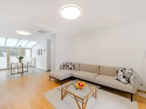 Prodej bytu 3+kk, Praha - Karlín, Pernerova, 100 m2