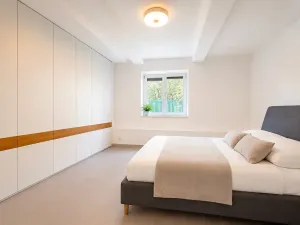Prodej bytu 2+kk, Praha - Dejvice, Na Černé hoře, 61 m2