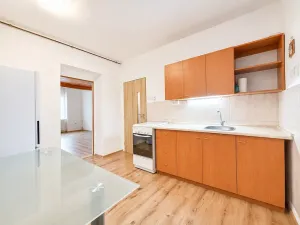 Pronájem bytu 1+1, Karlovy Vary, 5. května, 43 m2