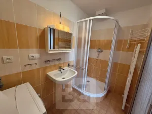 Pronájem bytu 2+kk, Hradec Králové, Svatojánská, 59 m2
