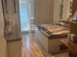 Pronájem bytu 3+kk, Praha - Střížkov, Jitravská, 90 m2