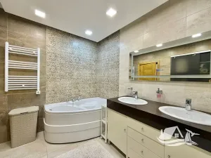 Prodej bytu 5+kk, Nesebar, Bulharsko, 140 m2