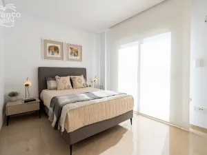 Prodej rodinného domu, La Marina, Alicante, Španělsko, 98 m2