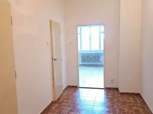 Pronájem bytu 1+1, Praha - Vinohrady, Kouřimská, 37 m2