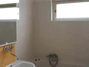 Pronájem bytu 1+kk, Praha - Libeň, Pivovarnická, 26 m2