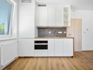 Pronájem bytu 1+kk, Holice, 46 m2