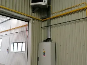 Prodej výrobních prostor, Huštěnovice, 2242 m2
