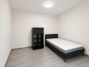 Pronájem bytu 1+1, Ostrava, Poděbradova, 28 m2
