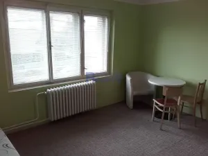 Pronájem rodinného domu, Dobřenice, 160 m2